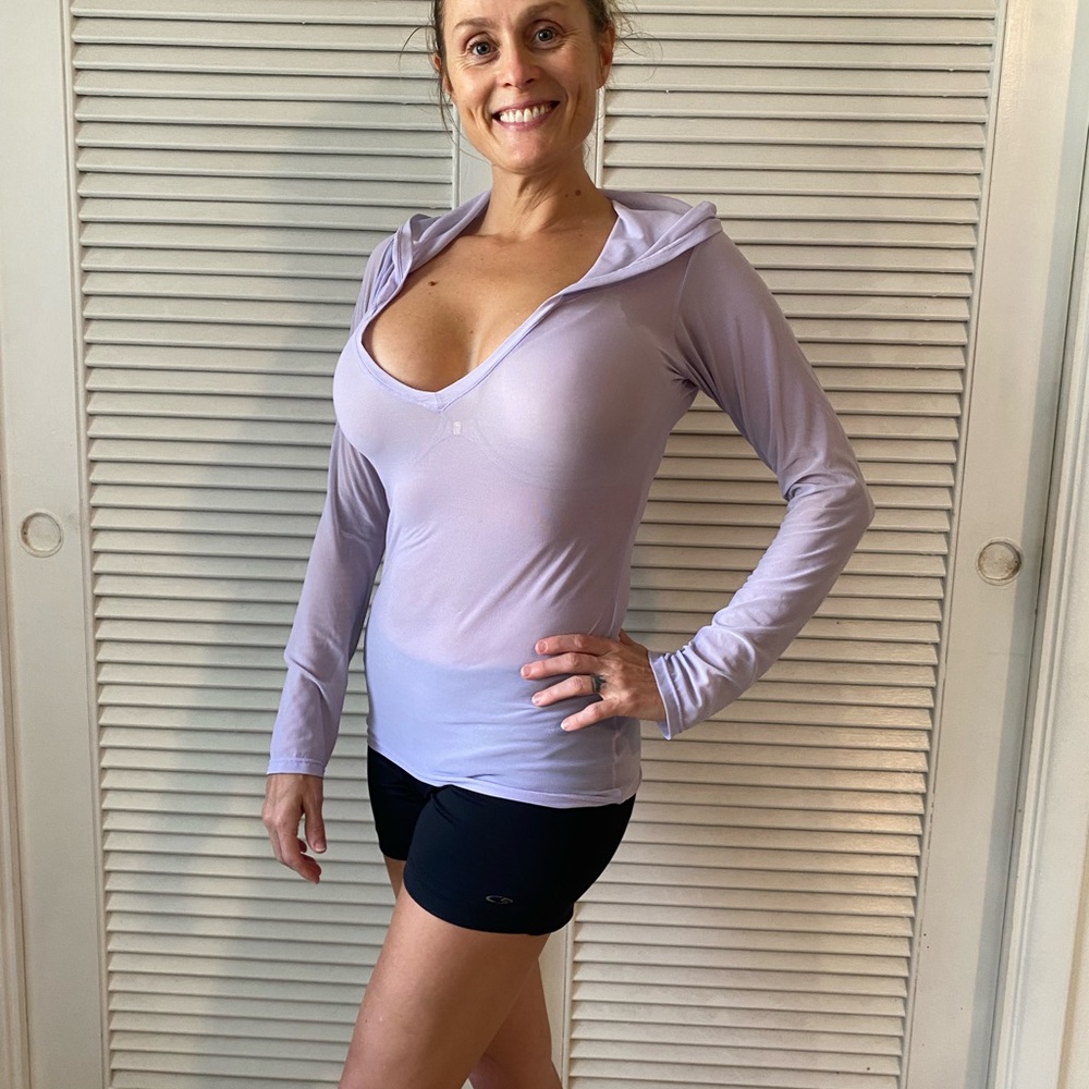 Lilac Women's Hooded Long Sleeve Top